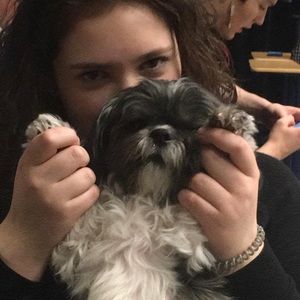 Meet your Posher, Amelia